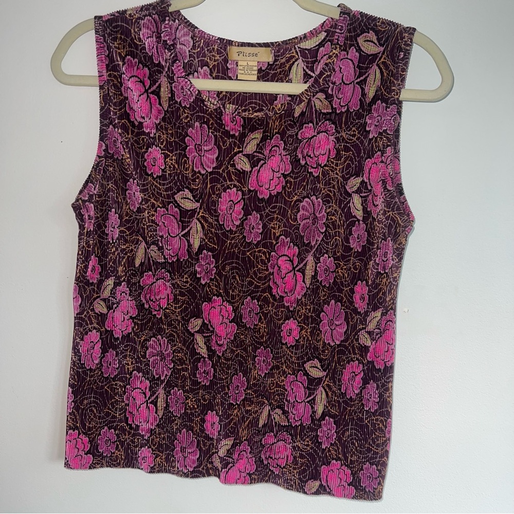 Fitted Pink & Purple Tank Top with Floral Design